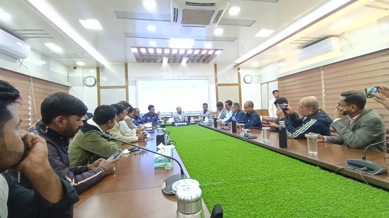 প্রধান উপদেষ্টা পদত্যাগ করবেন না: ফাইজ তাইয়েব আহমেদ