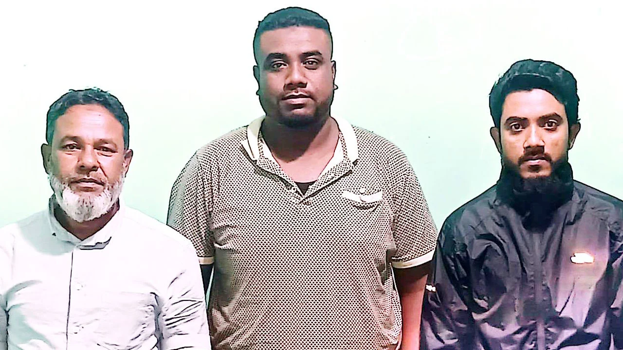 প্রধান উপদেষ্টা পদত্যাগ করবেন না: ফাইজ তাইয়েব আহমেদ