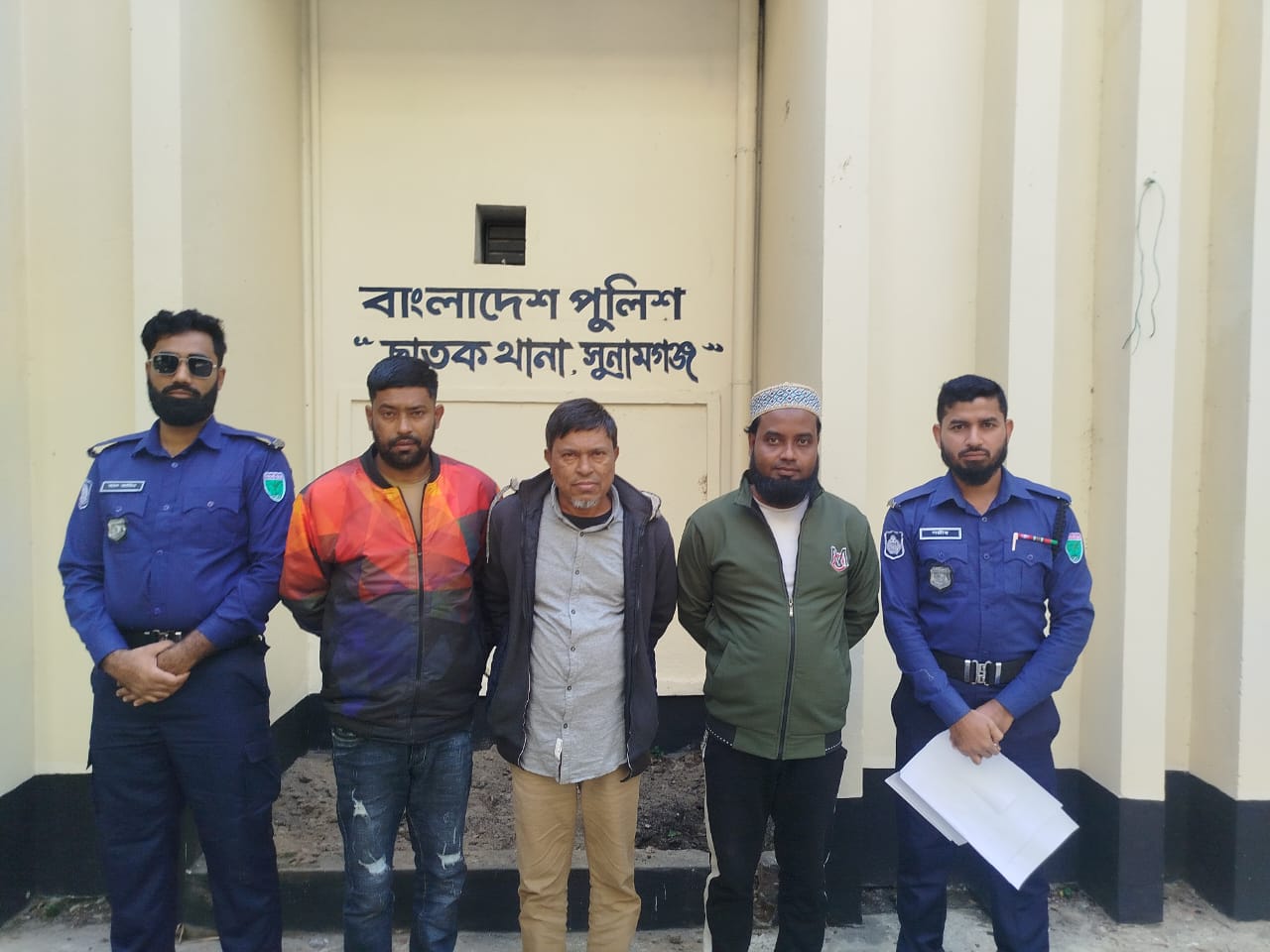 প্রধান উপদেষ্টা পদত্যাগ করবেন না: ফাইজ তাইয়েব আহমেদ