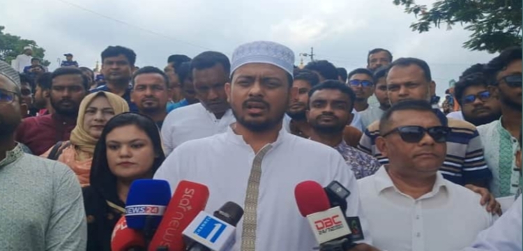 প্রধান উপদেষ্টা পদত্যাগ করবেন না: ফাইজ তাইয়েব আহমেদ