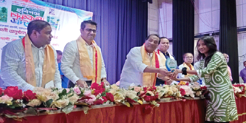 প্রধান উপদেষ্টা পদত্যাগ করবেন না: ফাইজ তাইয়েব আহমেদ