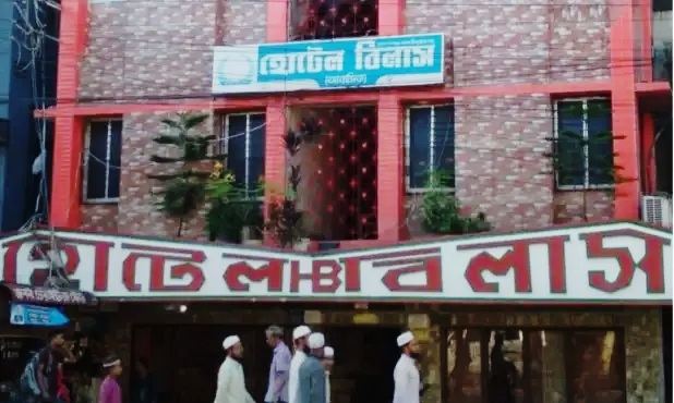 প্রধান উপদেষ্টা পদত্যাগ করবেন না: ফাইজ তাইয়েব আহমেদ