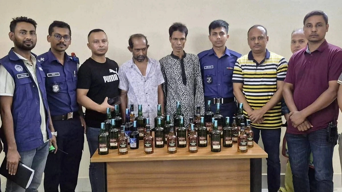 প্রধান উপদেষ্টা পদত্যাগ করবেন না: ফাইজ তাইয়েব আহমেদ