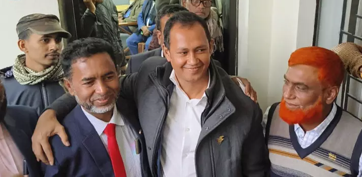 প্রধান উপদেষ্টা পদত্যাগ করবেন না: ফাইজ তাইয়েব আহমেদ