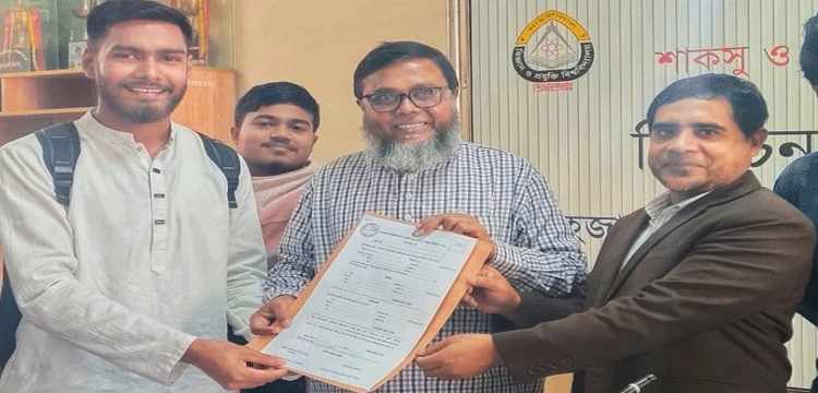 প্রধান উপদেষ্টা পদত্যাগ করবেন না: ফাইজ তাইয়েব আহমেদ