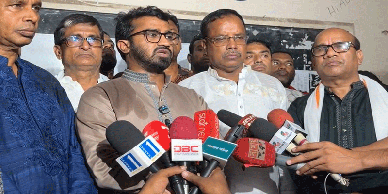 প্রধান উপদেষ্টা পদত্যাগ করবেন না: ফাইজ তাইয়েব আহমেদ