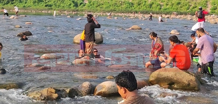 প্রধান উপদেষ্টা পদত্যাগ করবেন না: ফাইজ তাইয়েব আহমেদ