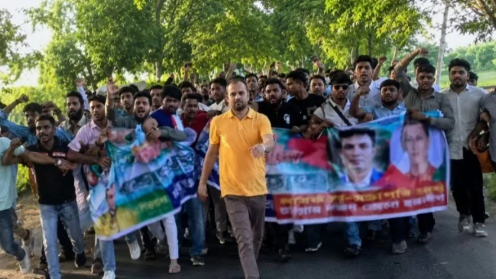 প্রধান উপদেষ্টা পদত্যাগ করবেন না: ফাইজ তাইয়েব আহমেদ