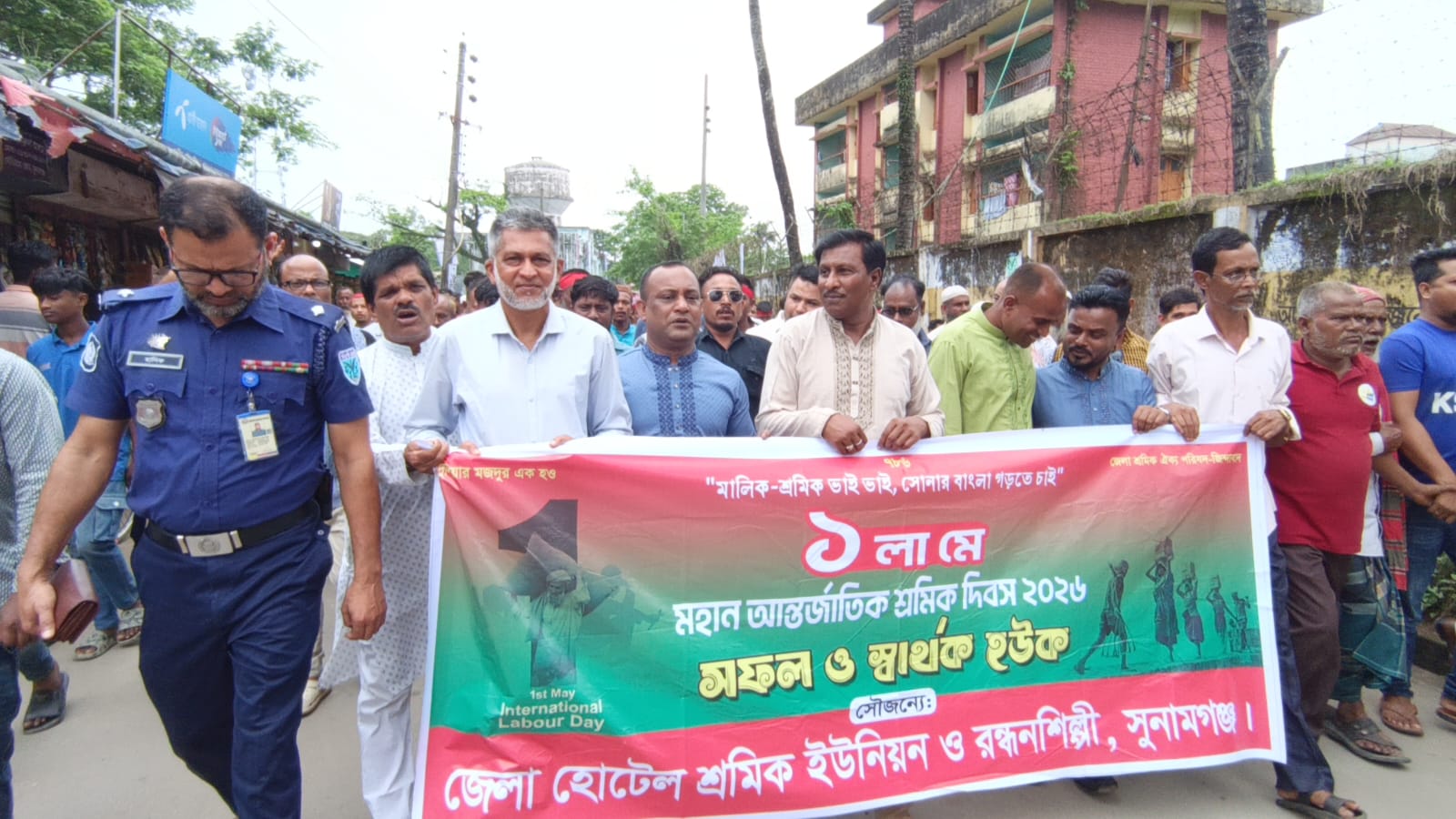 প্রধান উপদেষ্টা পদত্যাগ করবেন না: ফাইজ তাইয়েব আহমেদ