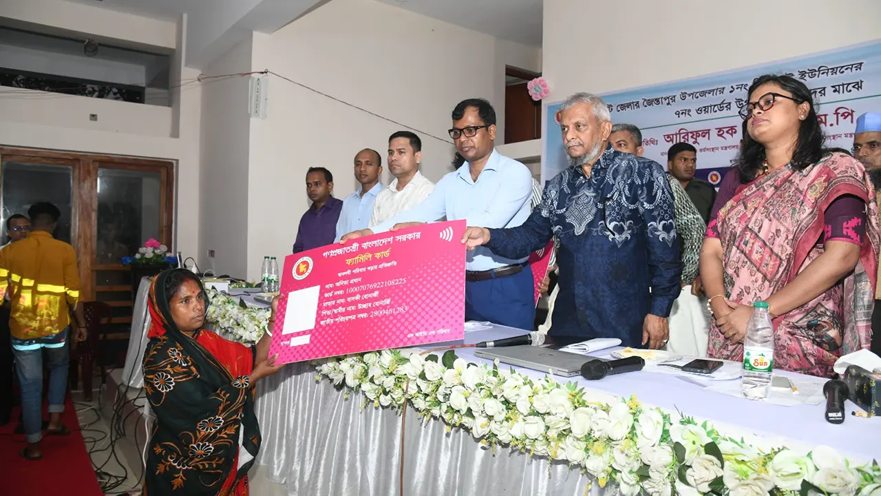 প্রধান উপদেষ্টা পদত্যাগ করবেন না: ফাইজ তাইয়েব আহমেদ