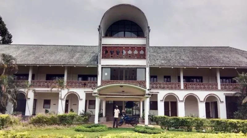 প্রধান উপদেষ্টা পদত্যাগ করবেন না: ফাইজ তাইয়েব আহমেদ
