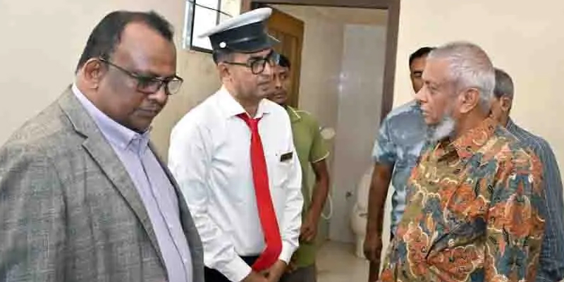 প্রধান উপদেষ্টা পদত্যাগ করবেন না: ফাইজ তাইয়েব আহমেদ
