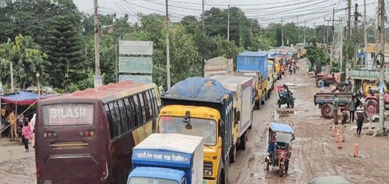 প্রধান উপদেষ্টা পদত্যাগ করবেন না: ফাইজ তাইয়েব আহমেদ