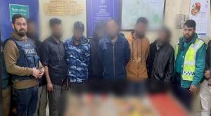 প্রধান উপদেষ্টা পদত্যাগ করবেন না: ফাইজ তাইয়েব আহমেদ
