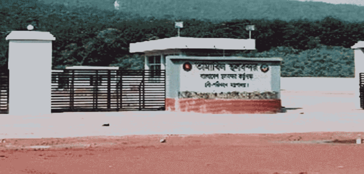 প্রধান উপদেষ্টা পদত্যাগ করবেন না: ফাইজ তাইয়েব আহমেদ