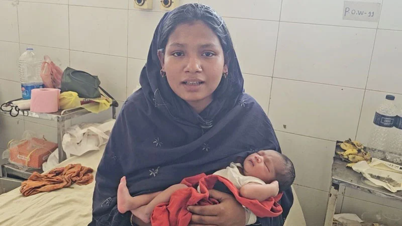 প্রধান উপদেষ্টা পদত্যাগ করবেন না: ফাইজ তাইয়েব আহমেদ