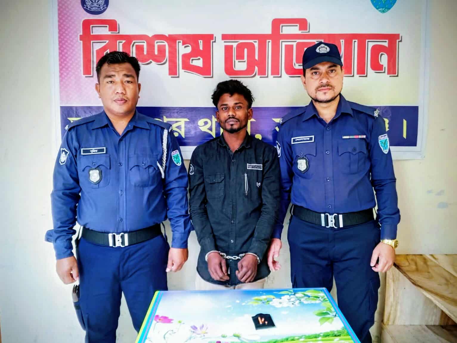 প্রধান উপদেষ্টা পদত্যাগ করবেন না: ফাইজ তাইয়েব আহমেদ