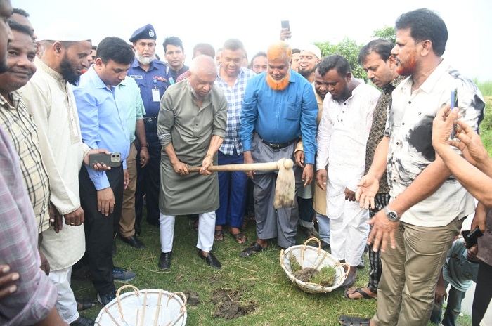প্রধান উপদেষ্টা পদত্যাগ করবেন না: ফাইজ তাইয়েব আহমেদ