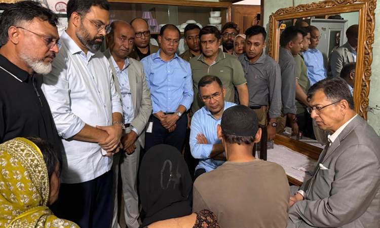প্রধান উপদেষ্টা পদত্যাগ করবেন না: ফাইজ তাইয়েব আহমেদ