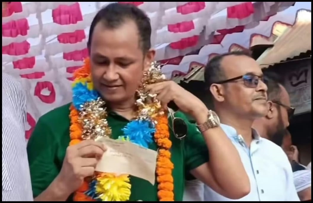 প্রধান উপদেষ্টা পদত্যাগ করবেন না: ফাইজ তাইয়েব আহমেদ