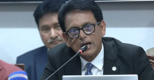 প্রধান উপদেষ্টা পদত্যাগ করবেন না: ফাইজ তাইয়েব আহমেদ