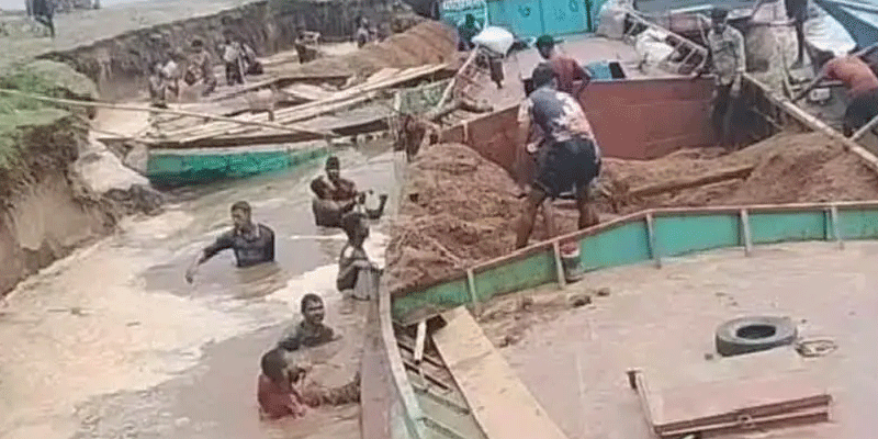 প্রধান উপদেষ্টা পদত্যাগ করবেন না: ফাইজ তাইয়েব আহমেদ