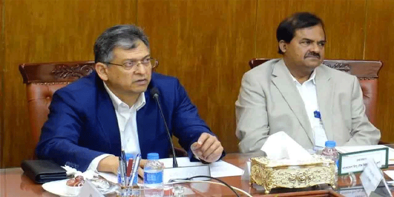 প্রধান উপদেষ্টা পদত্যাগ করবেন না: ফাইজ তাইয়েব আহমেদ