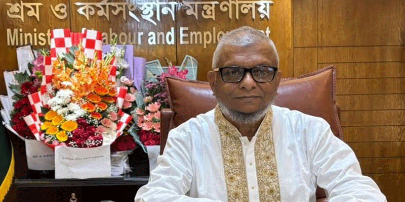 প্রধান উপদেষ্টা পদত্যাগ করবেন না: ফাইজ তাইয়েব আহমেদ
