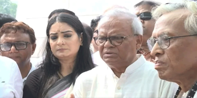 প্রধান উপদেষ্টা পদত্যাগ করবেন না: ফাইজ তাইয়েব আহমেদ
