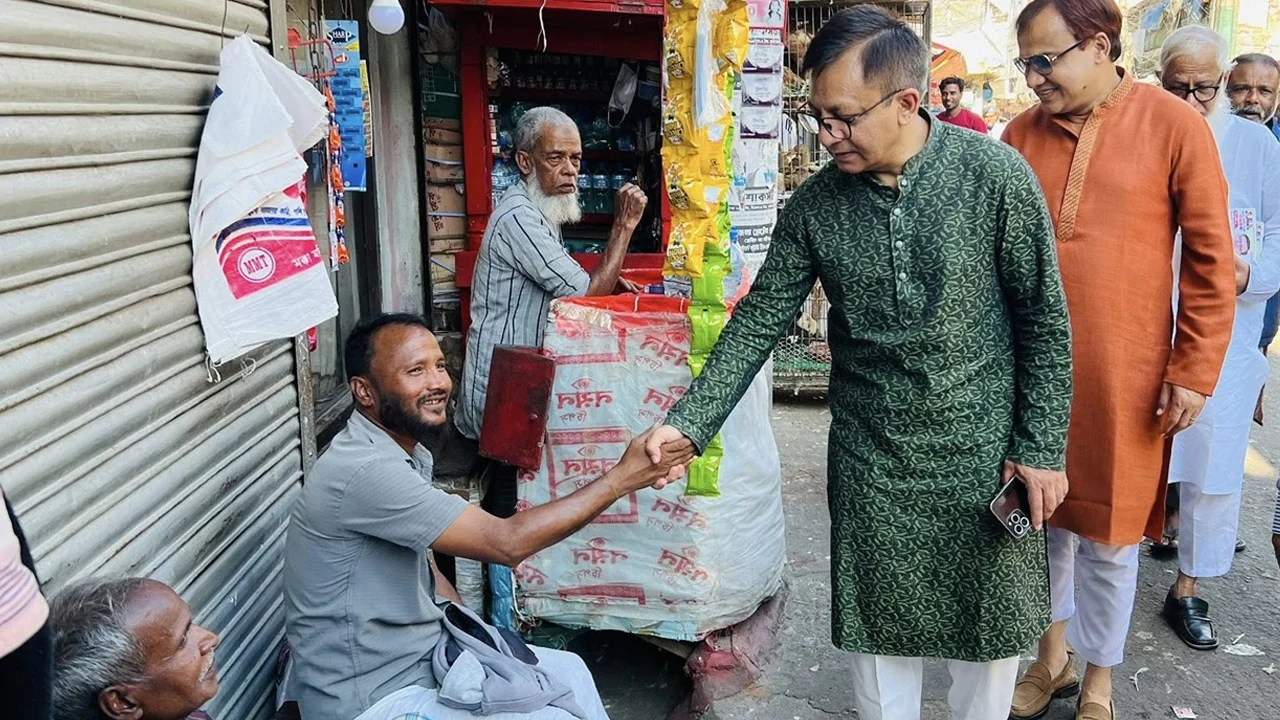 প্রধান উপদেষ্টা পদত্যাগ করবেন না: ফাইজ তাইয়েব আহমেদ