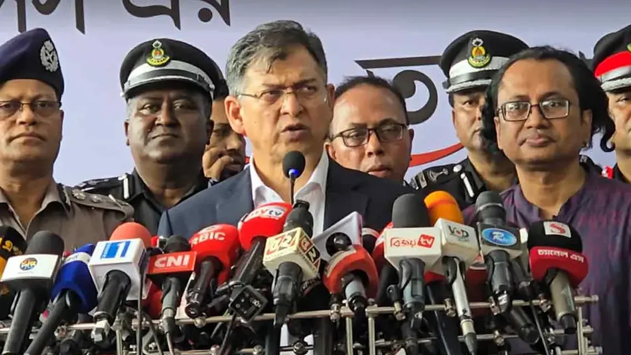 প্রধান উপদেষ্টা পদত্যাগ করবেন না: ফাইজ তাইয়েব আহমেদ