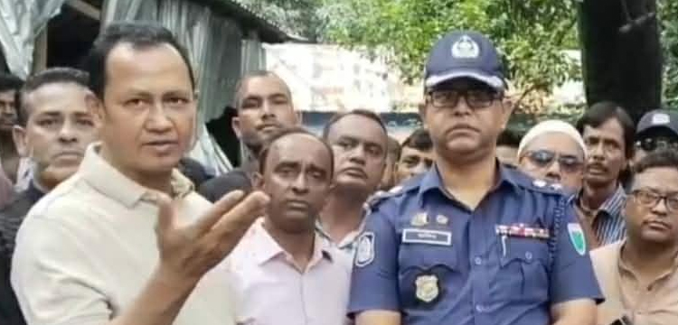 প্রধান উপদেষ্টা পদত্যাগ করবেন না: ফাইজ তাইয়েব আহমেদ