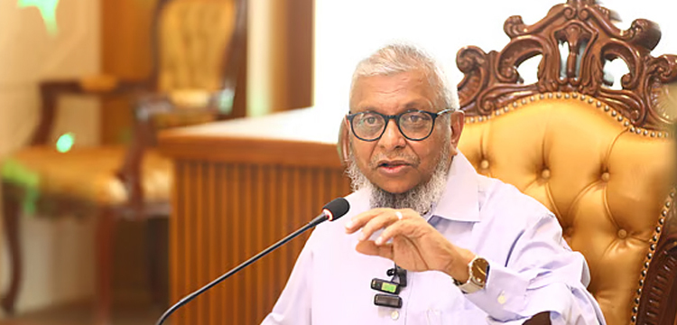 প্রধান উপদেষ্টা পদত্যাগ করবেন না: ফাইজ তাইয়েব আহমেদ