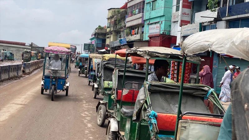 প্রধান উপদেষ্টা পদত্যাগ করবেন না: ফাইজ তাইয়েব আহমেদ