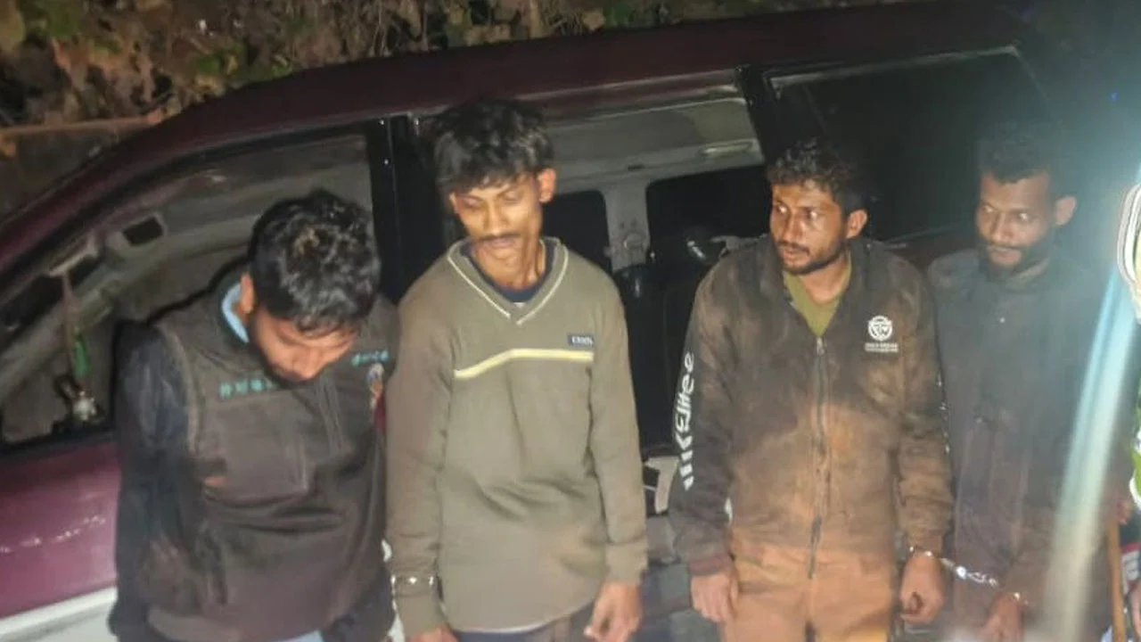 প্রধান উপদেষ্টা পদত্যাগ করবেন না: ফাইজ তাইয়েব আহমেদ