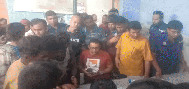 প্রধান উপদেষ্টা পদত্যাগ করবেন না: ফাইজ তাইয়েব আহমেদ