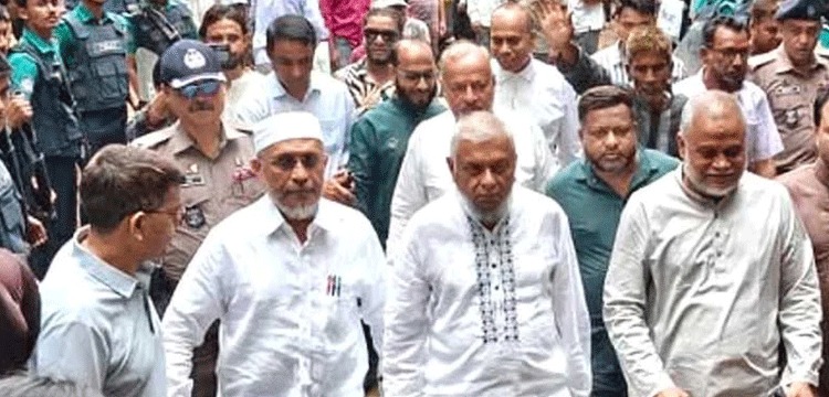 প্রধান উপদেষ্টা পদত্যাগ করবেন না: ফাইজ তাইয়েব আহমেদ