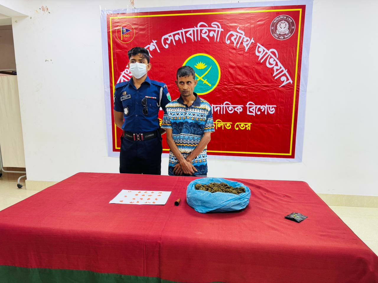 প্রধান উপদেষ্টা পদত্যাগ করবেন না: ফাইজ তাইয়েব আহমেদ
