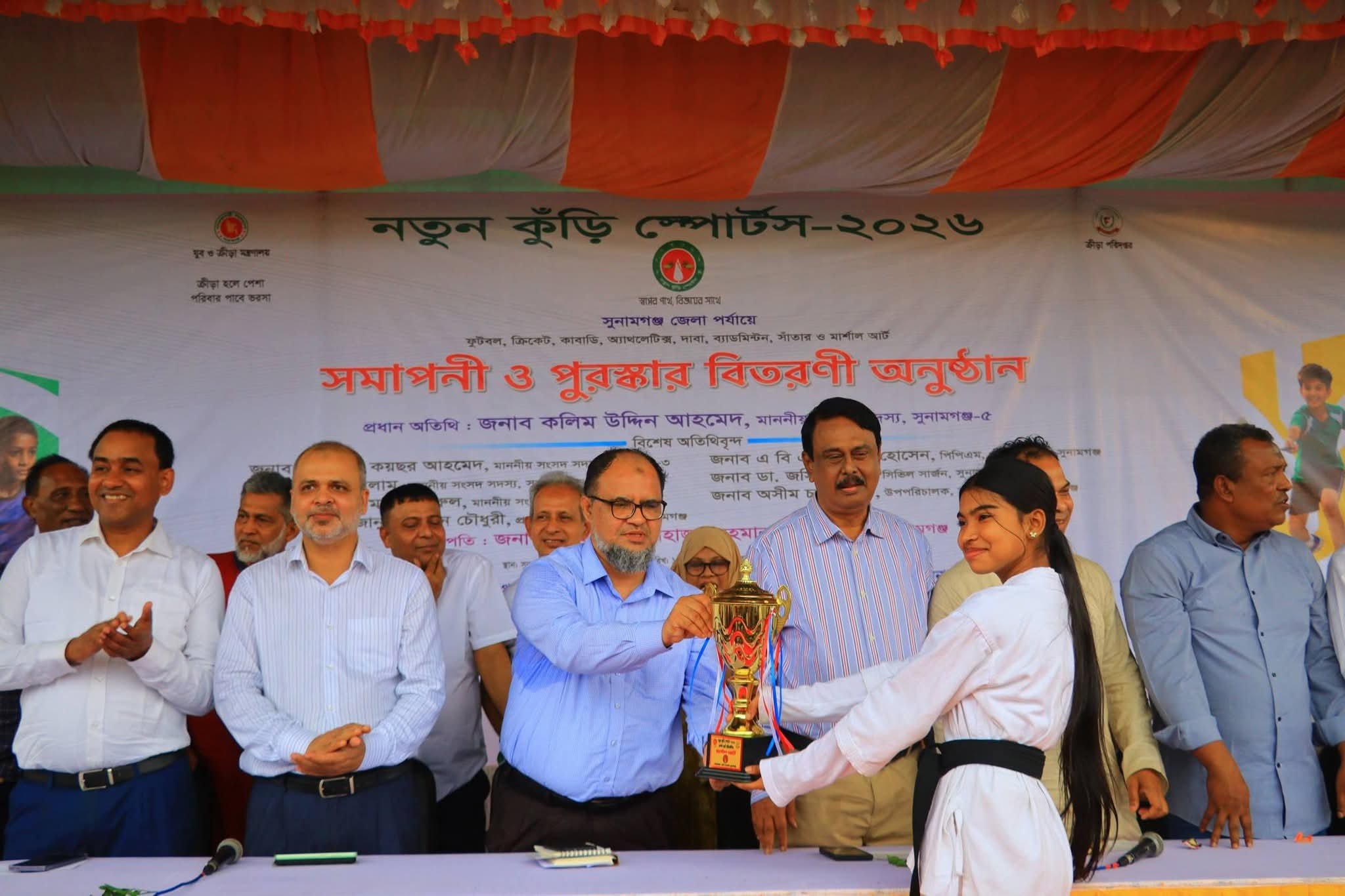 প্রধান উপদেষ্টা পদত্যাগ করবেন না: ফাইজ তাইয়েব আহমেদ