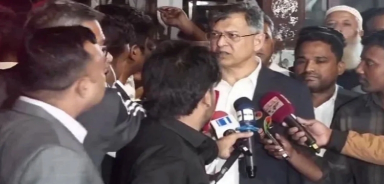 প্রধান উপদেষ্টা পদত্যাগ করবেন না: ফাইজ তাইয়েব আহমেদ