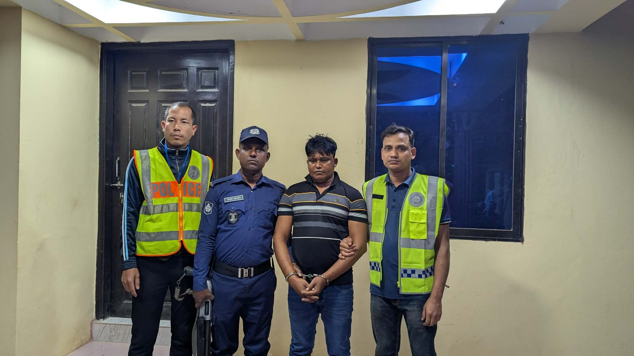 প্রধান উপদেষ্টা পদত্যাগ করবেন না: ফাইজ তাইয়েব আহমেদ