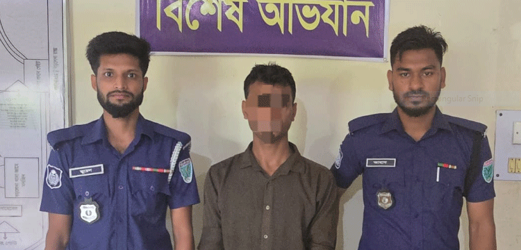 প্রধান উপদেষ্টা পদত্যাগ করবেন না: ফাইজ তাইয়েব আহমেদ