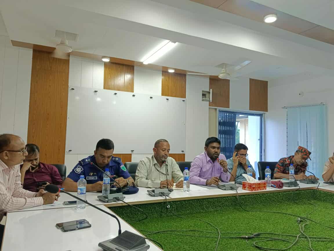 প্রধান উপদেষ্টা পদত্যাগ করবেন না: ফাইজ তাইয়েব আহমেদ
