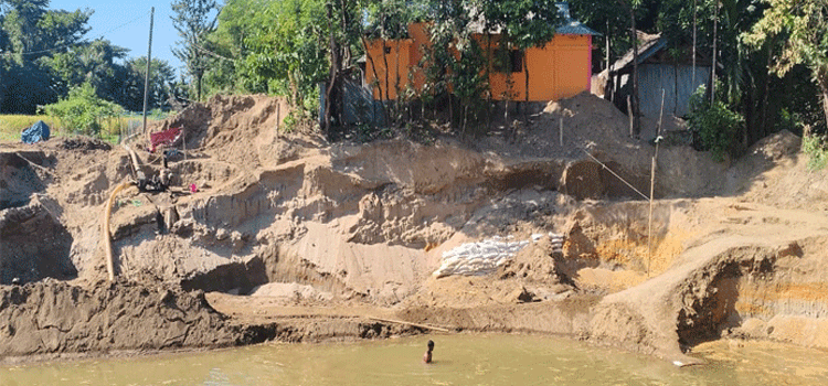 প্রধান উপদেষ্টা পদত্যাগ করবেন না: ফাইজ তাইয়েব আহমেদ