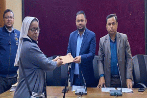 বড়দিন উপলক্ষে বড়লেখায় ৪৭টি গির্জায় জিআর চাল বিতরণ