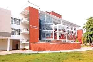 অর্থ আত্মসাতের অভিযোগে মণিপুরী ললিতকলা একাডেমির উপ-পরিচালককে অব্যাহতি