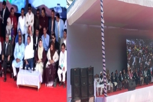স্ত্রী’কে নিয়ে আলিয়ার সভা মঞ্চে তারেক রহমান