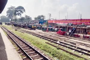 মৌলভীবাজারে রেল স্টেশনের হাজার কোটি টাকার জমি প্রভাবশালীদের দখলে মৌলভীবাজারে রেল স্টেশনের হাজার কোটি টাকার জমি প্রভাবশালীদের দখলে