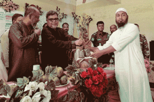 জুড়ীতে কৃষকদের মাঝে বিনামূল্যে কৃষি উপকরণ বিতরণ