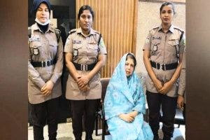 সাবেক স্পিকার শিরীন শারমিন চৌধুরী আটক